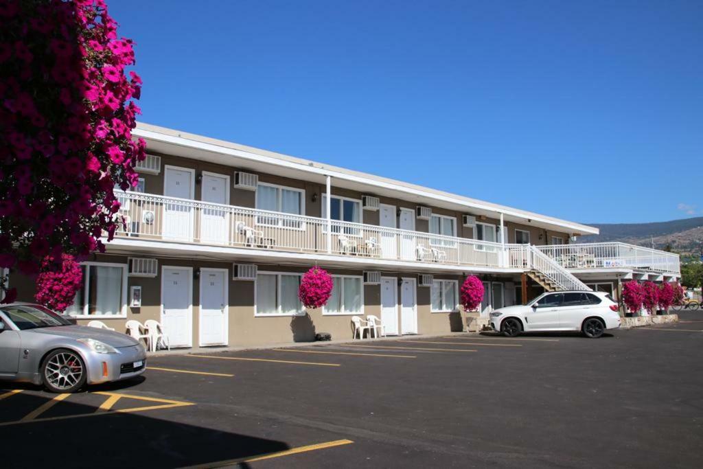 פנטיקטון Plaza Motel מראה חיצוני תמונה